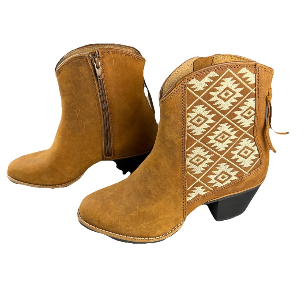 Twisted X® Women's 8‎ B Western Fashion Bootie w/ CellSole® in Oiled Saddle/Tan